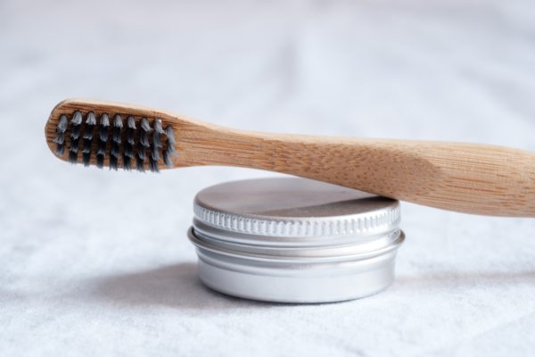 brosse à dents en bambou solution zéro déchet et durable