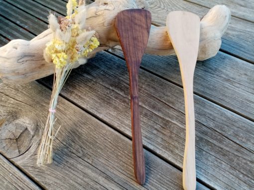 spatule en bois pour la cuisine